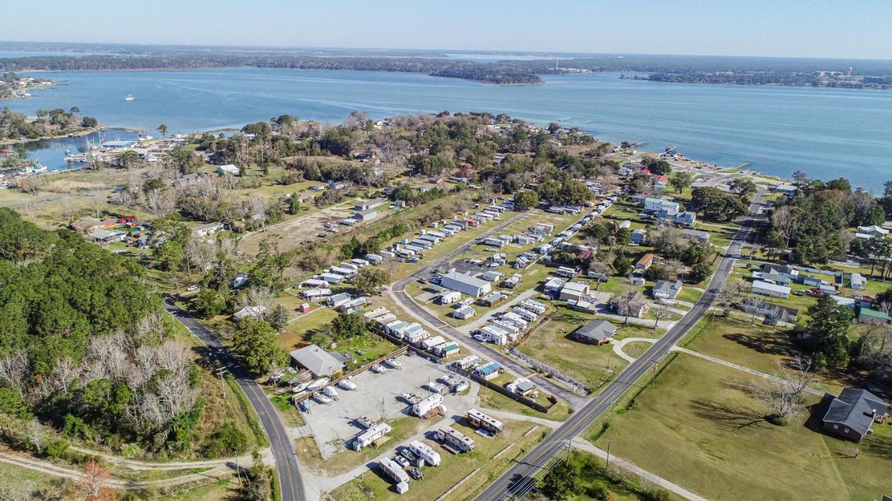 Model Home Near Camp Lejeune With Water View Sneads Ferry المظهر الخارجي الصورة